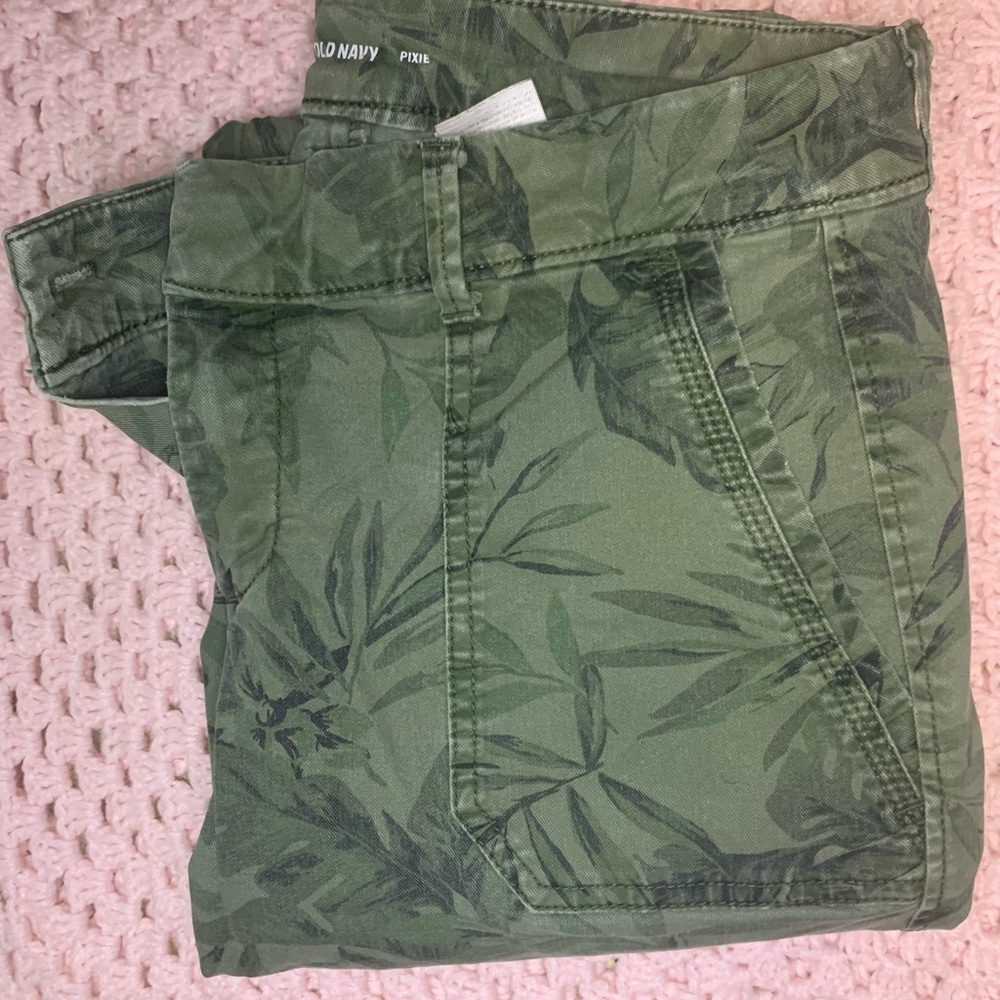 Green Leaf Print Pants